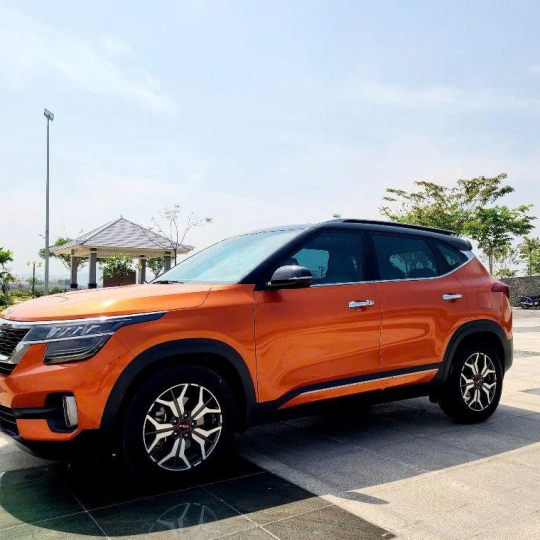 KIA Seltos 1.6 Premium 2022 – Màu Cam-Đen, Odo 34.000km